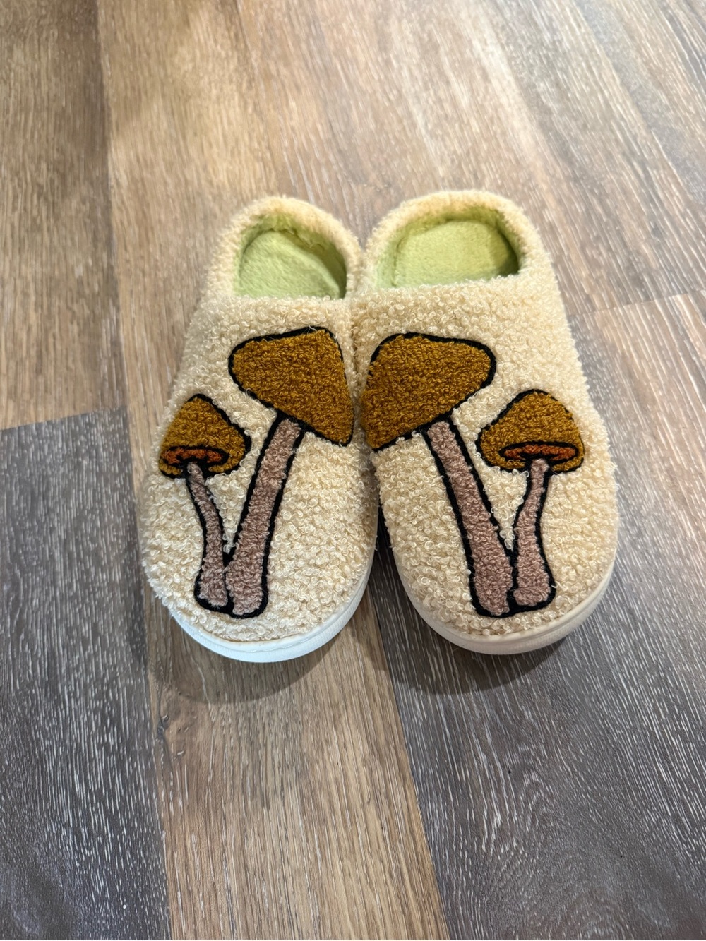 Cozy Cream Sherpa Mushroom Slip-On Slippers